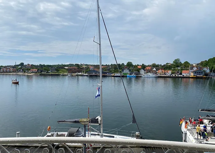 Harbour View Apartment